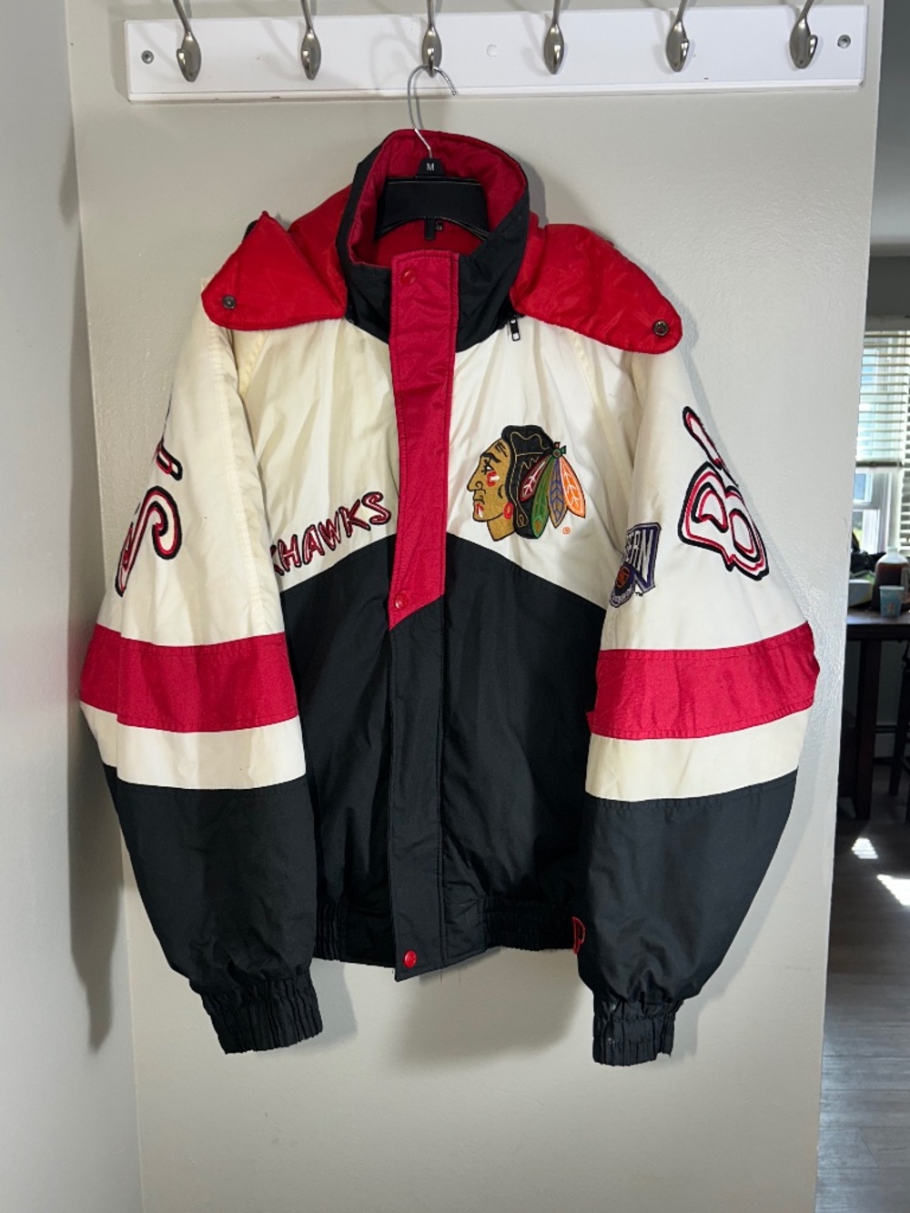 Vtg Chicago Blackhawks Pro Player Puffer Coat Jacket Size S 90s NHL